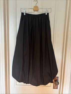 NWT - Rinascimento Black A-Line Bubble Maxi Skirt